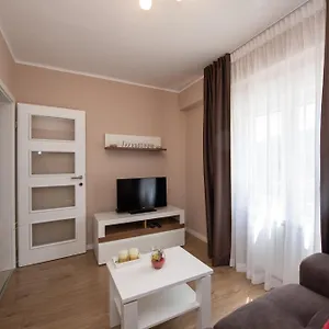 https://apartman-sanja.primorje-gorskikotar.com